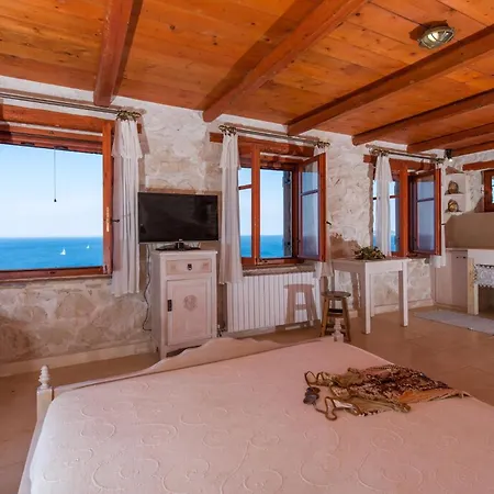 Luxury Harron 4 Bed Private Pool Agios Nikolaos Zakynthos