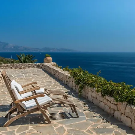 Luxury Harron 4 Bed Private Pool Agios Nikolaos *